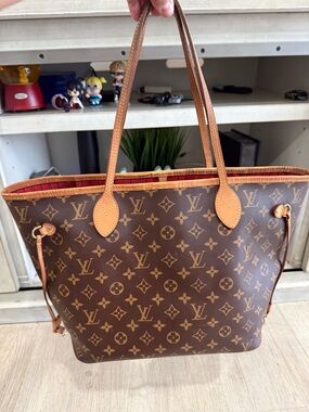 Louis Vuitton Neverfull MM